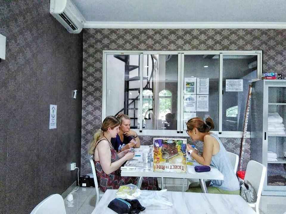 Homiestay Jakarta Exteriör bild
