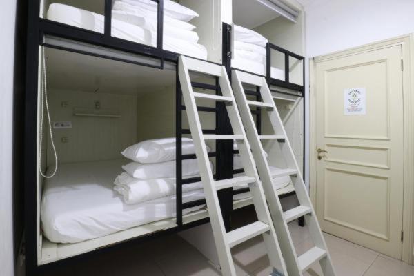 Homiestay Jakarta Exteriör bild