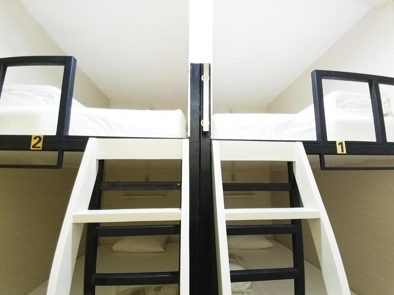 Homiestay Jakarta Exteriör bild