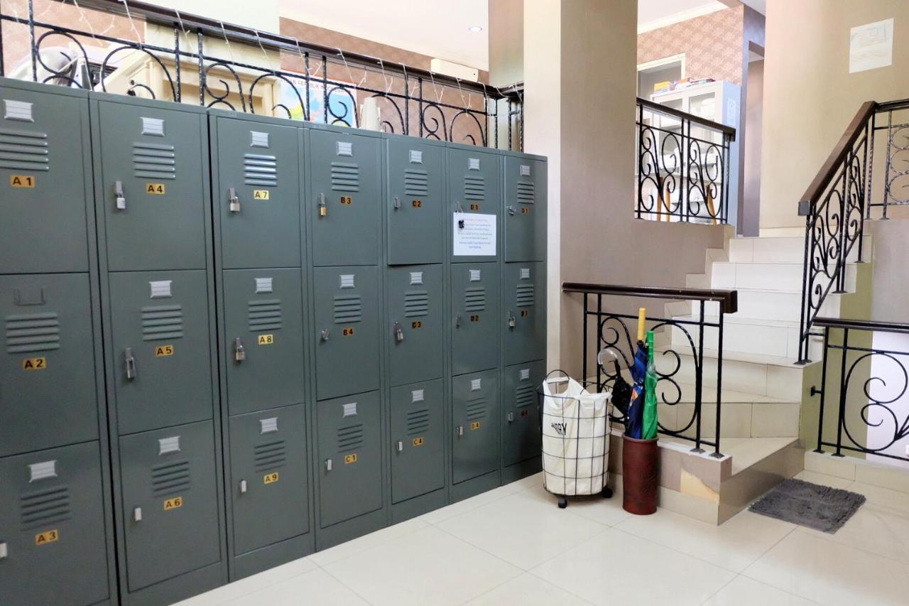 Homiestay Jakarta Exteriör bild