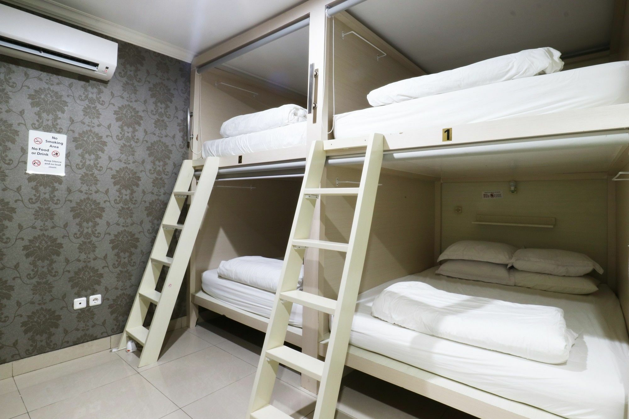 Homiestay Jakarta Exteriör bild